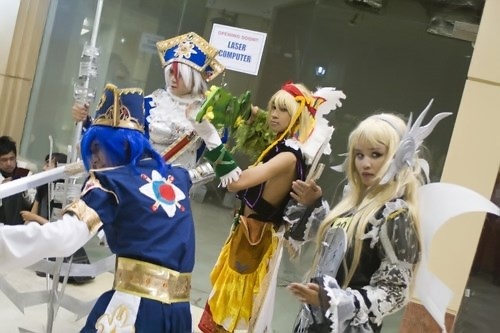 Costumed visitors enjoying an HRAI creative marketplace